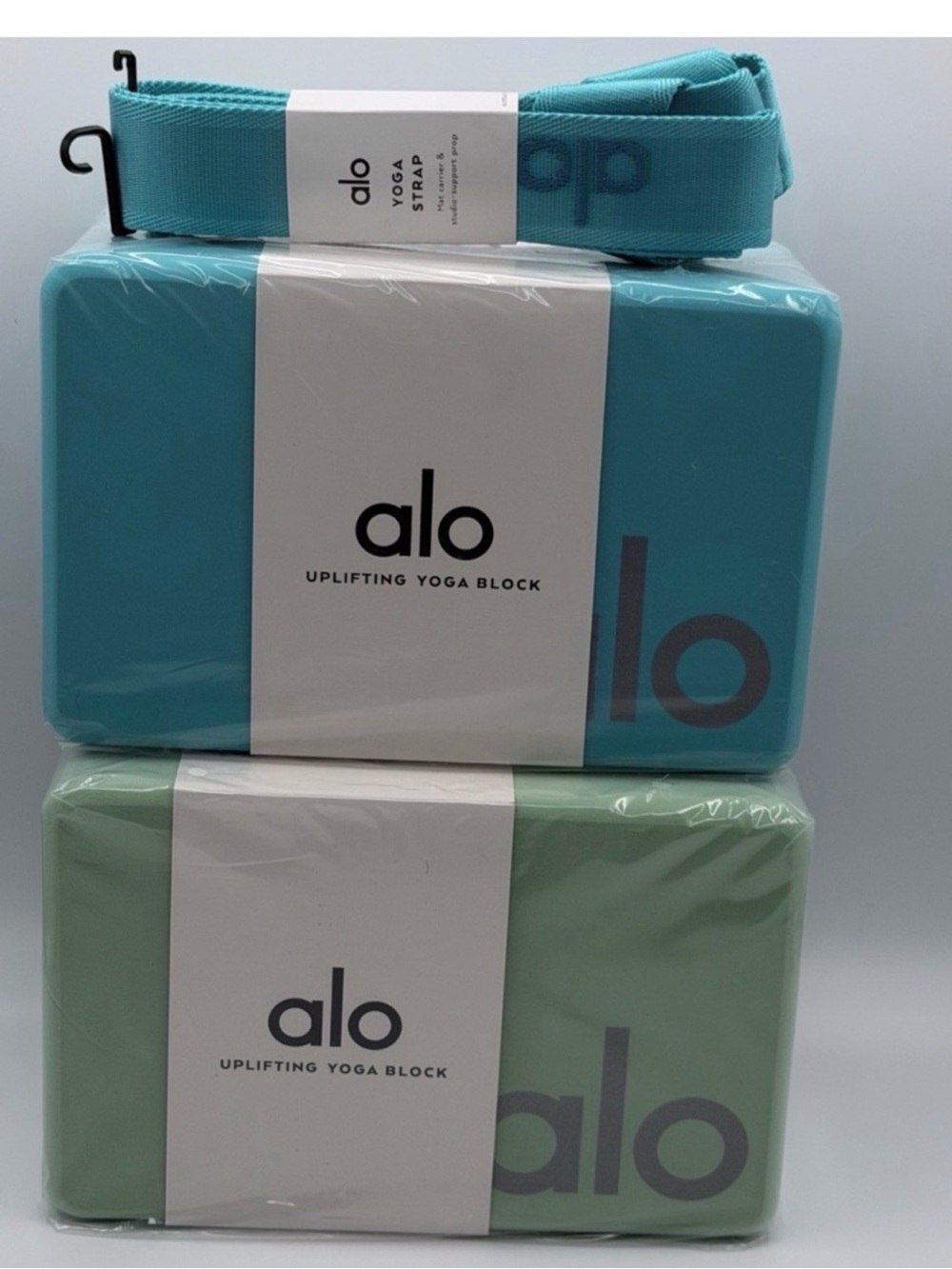 ALO Uplifting Yoga Blocks (2) and Strap Set - Brand NEW